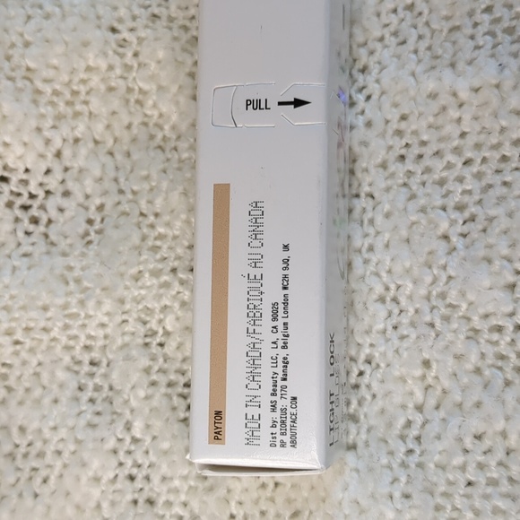 about- face Light Lock Lip Gloss in Shade: Payton, 4.3ml/0.14fl oz - Picture 5 of 9